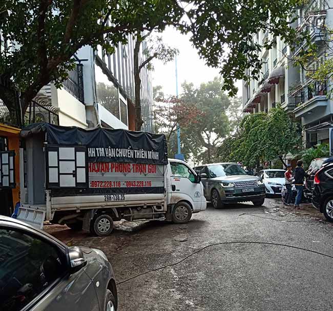 Kinh nghiệm chuyển nhà ở Hà Nội khi đi qua khu vực đông đúc